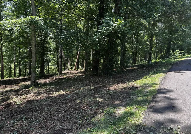 Homes for sale in Loretto, TN | 196 Fairway Circle, Loretto, TN 38469 | MLS# 3246549