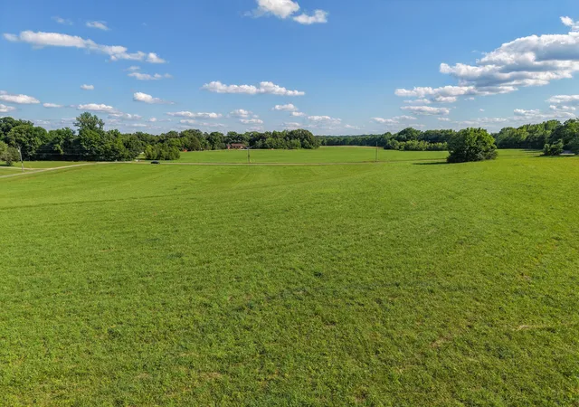 Homes for sale in Chapmansboro, TN | 4 Poplar Ridge Rd, Chapmansboro, TN 37035 | MLS# 3246553