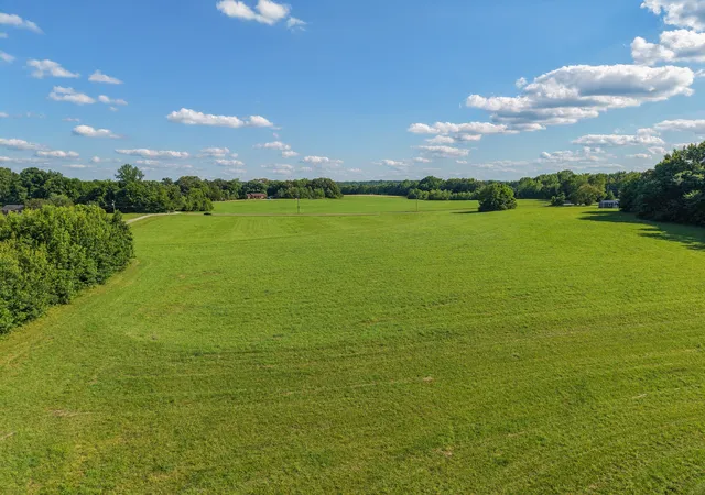 Homes for sale in Chapmansboro, TN | 4 Poplar Ridge Rd, Chapmansboro, TN 37035 | MLS# 3246553