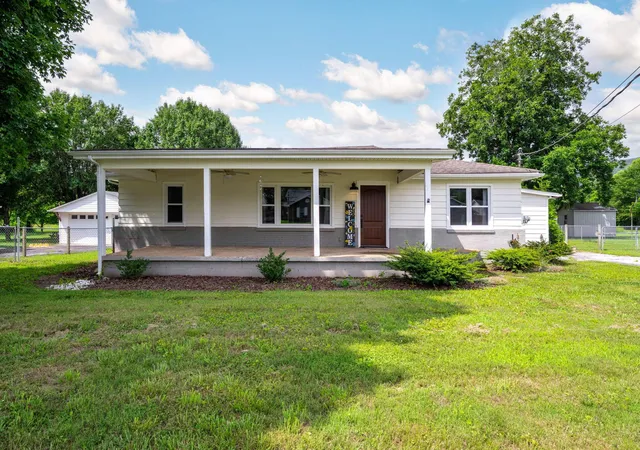 Homes for sale in Soddy Daisy, TN | 118 Shearer Street, Soddy Daisy, TN 37379 | MLS# 3261906