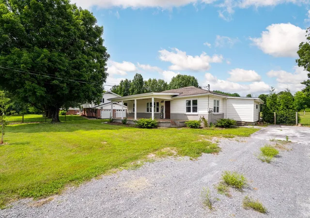 Homes for sale in Soddy Daisy, TN | 118 Shearer Street, Soddy Daisy, TN 37379 | MLS# 3261906