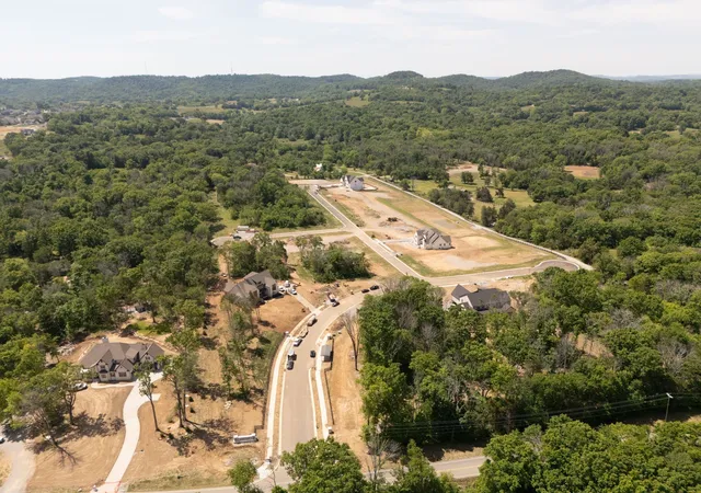 Photo 3 of Sale Pending at 1810 Mariner Ln, Brentwood, TN 37027 | MLS# 3251027 | Listing updated on 2026-06-26