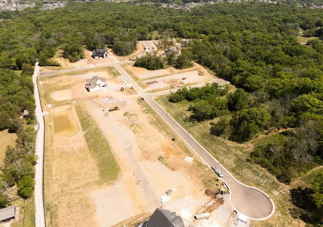 Photo 4 of Sale Pending at 1810 Mariner Ln, Brentwood, TN 37027 | MLS# 3251027 | Listing updated on 2026-06-26