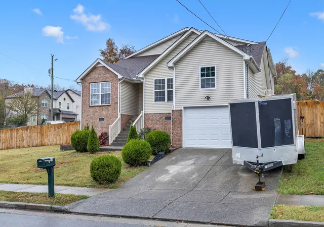 Photo 3 of Single family home for sale at 5200 Rockridge Ct, Antioch, TN 37013 | MLS# 3251738 | Listing updated on 2026-08-20