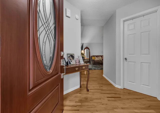 Photo 4 of Single family home for sale at 5200 Rockridge Ct, Antioch, TN 37013 | MLS# 3251738 | Listing updated on 2026-08-20