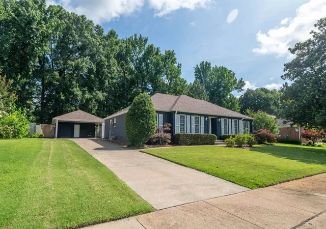 Photo 2 of Single family home for sale at 6102 Sugar Tree Dr, Bartlett, TN 38134 | MLS# 3545256 | Listing updated on 2026-10-01