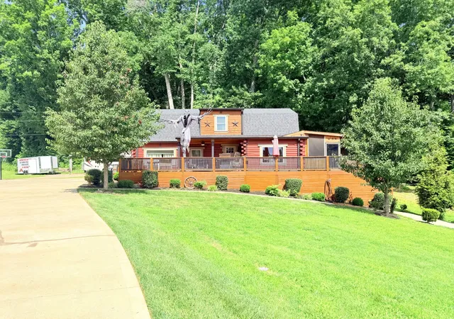 Photo 2 of Single family home for sale at 3021 Nicole Rd, Clarksville, TN 37040 | MLS# 3246890 | Listing updated on 2026-08-20