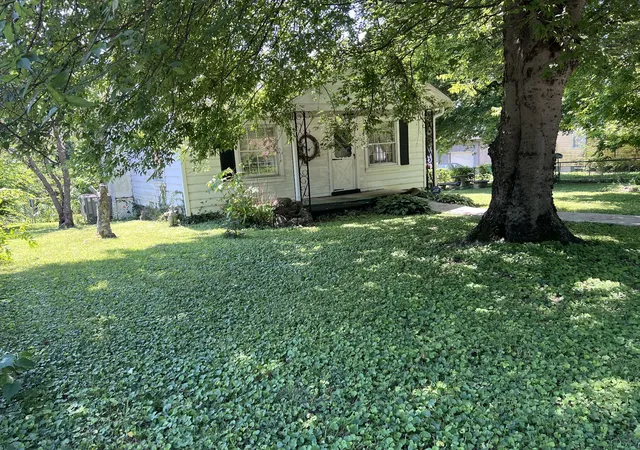 Photo 2 of Single family home for sale at 2306 Alpine Ave, Nashville, TN 37218 | MLS# 3246657 | Listing updated on 2026-08-10