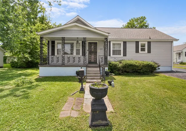 3rd image of 122 Anderson Dr, Tullahoma, TN 37388 | MLS# 3251383
