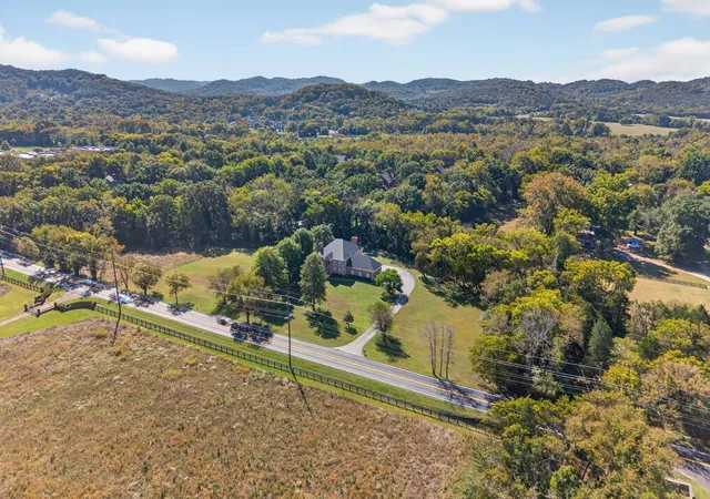 Photo 3 of Single family home for sale at 2201 Old Hickory Blvd, Nashville, TN 37215 | MLS# 3594077 | Listing updated on 2026-10-29