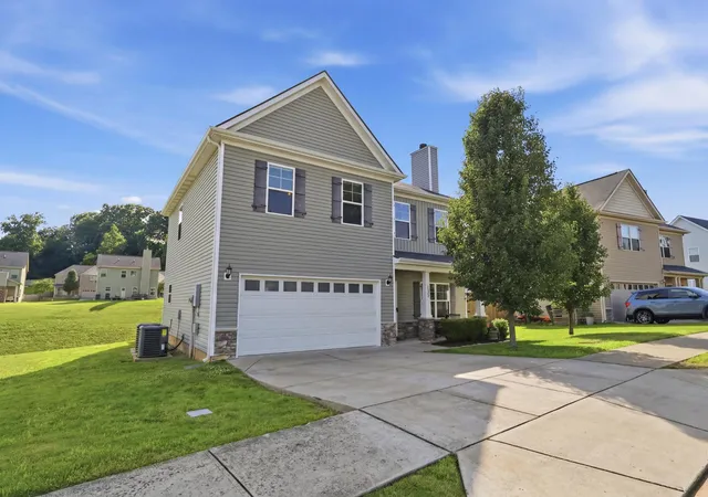 Photo 1 of Single family home for sale at 132 Dueler Dr, Hermitage, TN 37076 | MLS# 3246680 | Listing updated on 2026-10-18