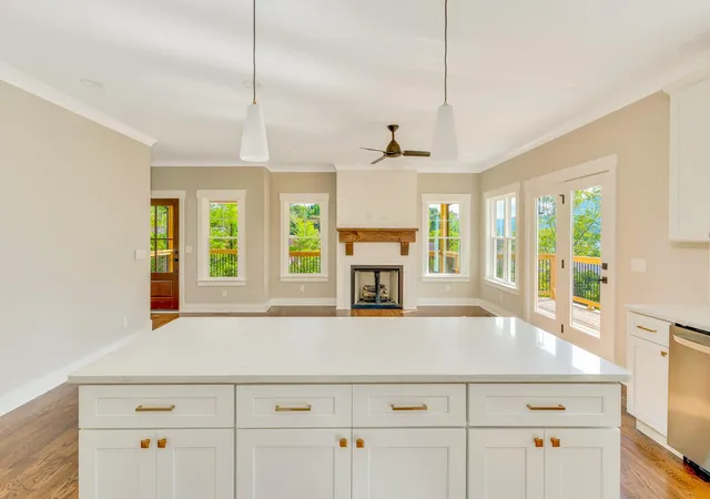 Photo 3 of Single family home for sale at 613 W View Rd, Chattanooga, TN 37415 | MLS# 3246684 | Listing updated on 2026-09-14