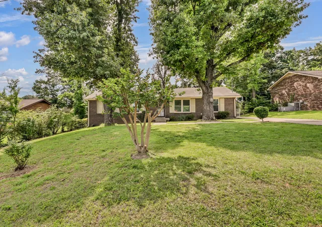 Photo 38 of Single family home for sale at 130 Darlene Dr, Clarksville, TN 37042 | MLS# 3251259 | Listing updated on 2026-09-08