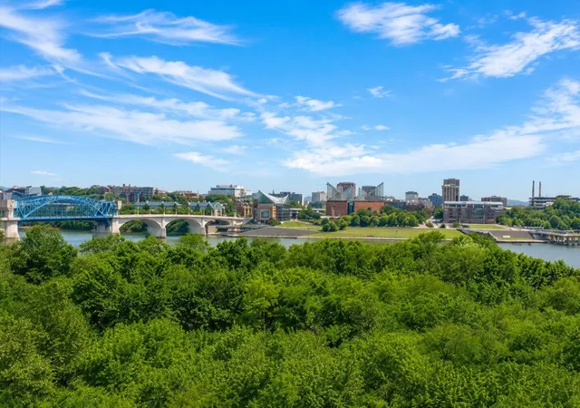 Homes for sale in Chattanooga, TN | 200 Manufacturers Road #707, Chattanooga, TN 37405 | MLS# 3246715
