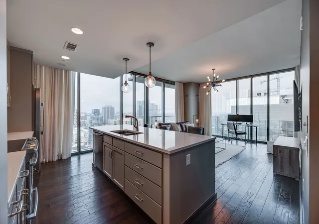 Photo 3 of Condo for sale at 1212 Laurel St #1915, Nashville, TN 37203 | MLS# 3251431 | Listing updated on 2026-06-27