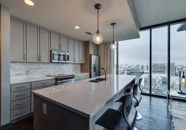 Photo 4 of Condo for sale at 1212 Laurel St #1915, Nashville, TN 37203 | MLS# 3251431 | Listing updated on 2026-06-27