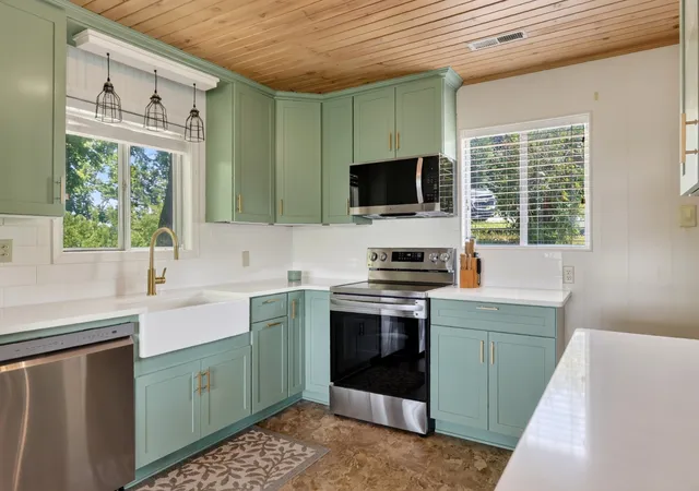 image of 258 Captains Point Rd, Silver Point, TN 38582 | MLS# 3246879