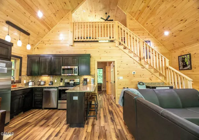 3rd image of 515 Deer Path Lane, Gatlinburg, TN 37738 | MLS# 3302036