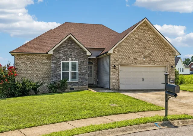 2nd image of 1344 Canyon Pl, Clarksville, TN 37042 | MLS# 3246824