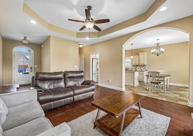 3rd image of 1344 Canyon Pl, Clarksville, TN 37042 | MLS# 3246824