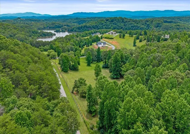 Homes for sale in Madisonville, TN | 34 Springwater, Madisonville, TN 37354 | MLS# 3246810
