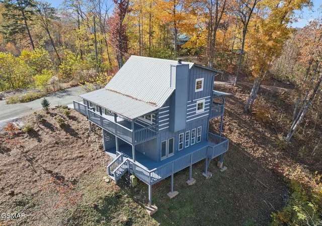 3rd image of 306 Beech Ridge Lane, Gatlinburg, TN 37738 | MLS# 3307504