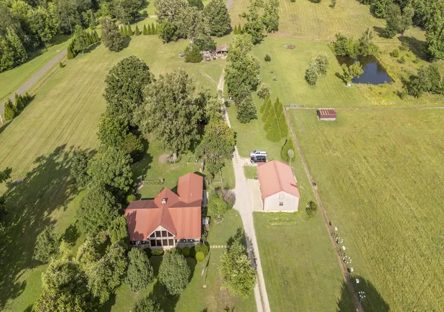Homes for sale in Savannah, TN | 2960 Oak Grove Rd, Savannah, TN 38372 | MLS# 3246857