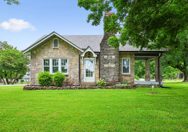 Homes for sale in Shelbyville, TN | 186 Sulphur Springs Rd, Shelbyville, TN 37160 | MLS# 3247485