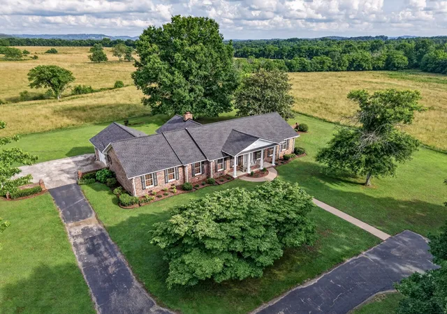 4th image of 805 Boonshill Petersburg Rd, Petersburg, TN 37144 | MLS# 3246911