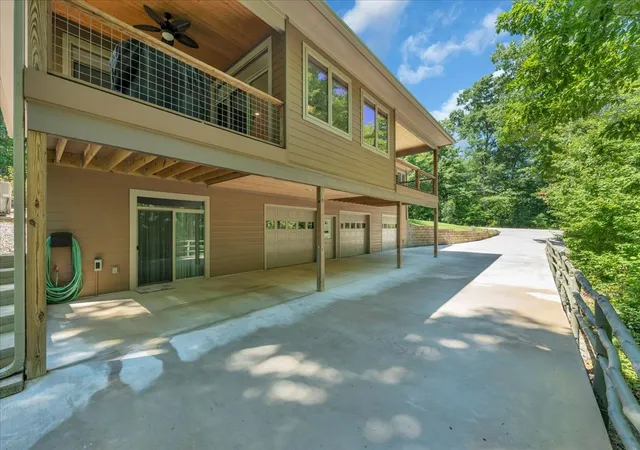2nd image of 414 Watercolor Dr, Sparta, TN 38583 | MLS# 3247517