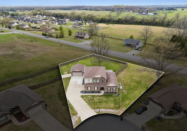 Homes for sale in Chapel Hill, TN | 2501 Pinnacle Dr, Chapel Hill, TN 37034 | MLS# 3253471