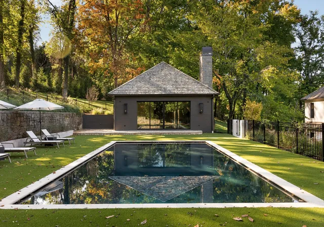 Photo 3 of Mansion for sale at 1049 Overton Lea Rd, Nashville, TN 37220 | MLS# 3250491 | Listing updated on 2026-10-19