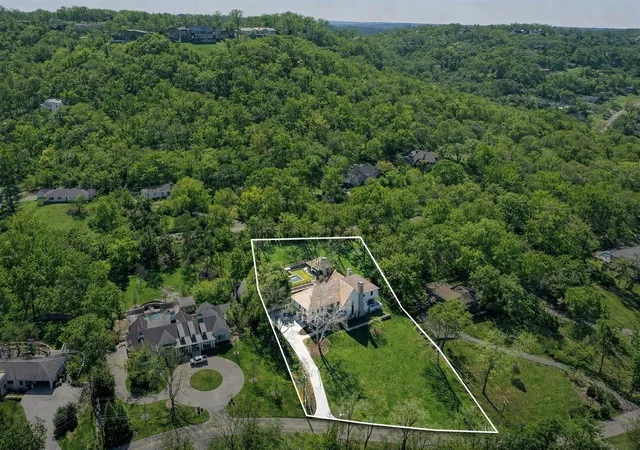 64th image of 1049 Overton Lea Rd, Nashville, TN 37220 | MLS# 3250491