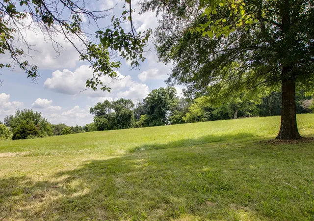 Homes for sale in Gallatin, TN | 295 Hill Ct, Gallatin, TN 37066 | MLS# 3268426