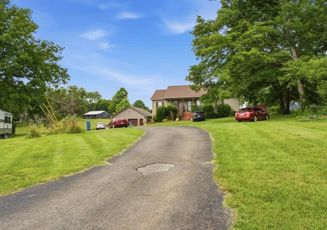 2nd image of 112 Ashley Ct, White House, TN 37188 | MLS# 3248116