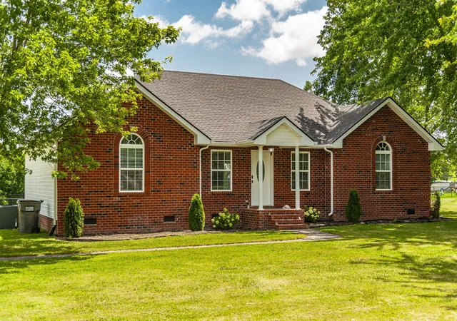 Homes for sale in Bethpage, TN | 1197 Harve Brown Rd, Bethpage, TN 37022 | MLS# 3254866