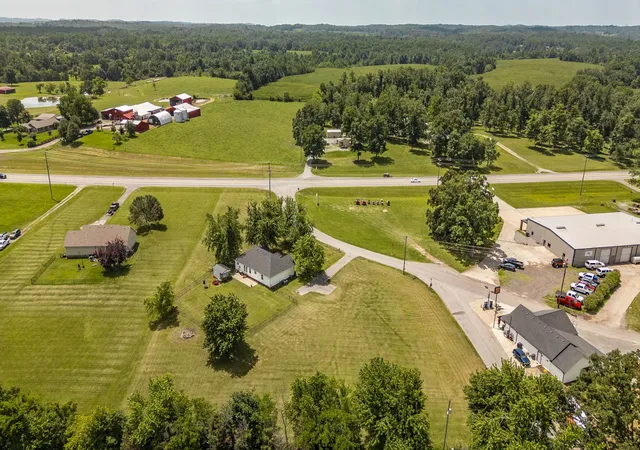 Homes for sale in Bethpage, TN | 1197 Harve Brown Rd, Bethpage, TN 37022 | MLS# 3254866
