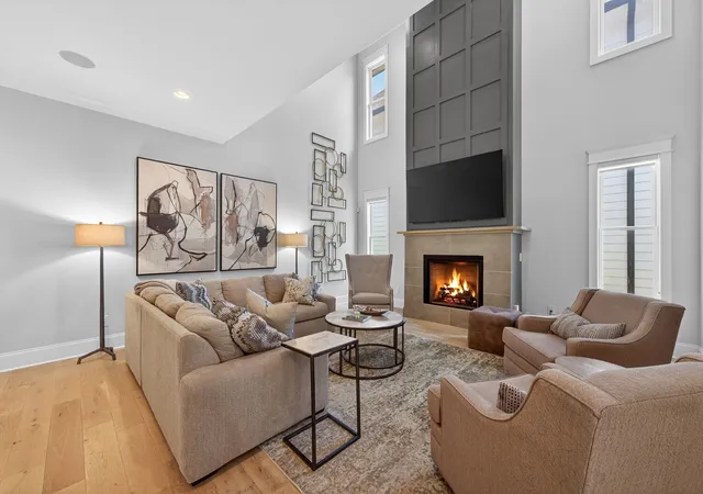Photo 3 of Single family home for sale at 921a Woodmont Blvd, Nashville, TN 37204 | MLS# 3250636 | Listing updated on 2026-09-08