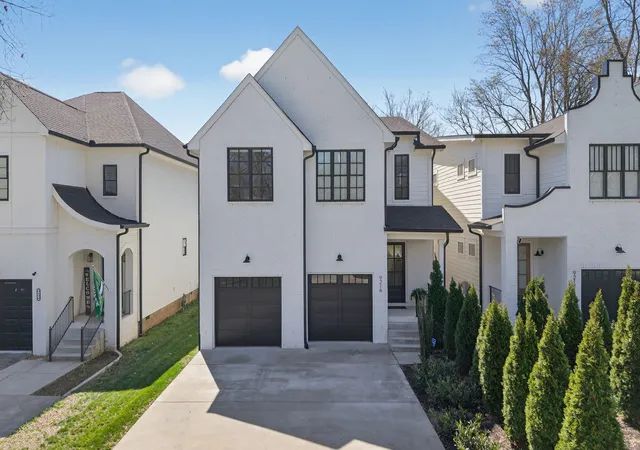 Photo 3 of Single family home for sale at 921a Woodmont Blvd, Nashville, TN 37204 | MLS# 3250636 | Listing updated on 2026-09-08