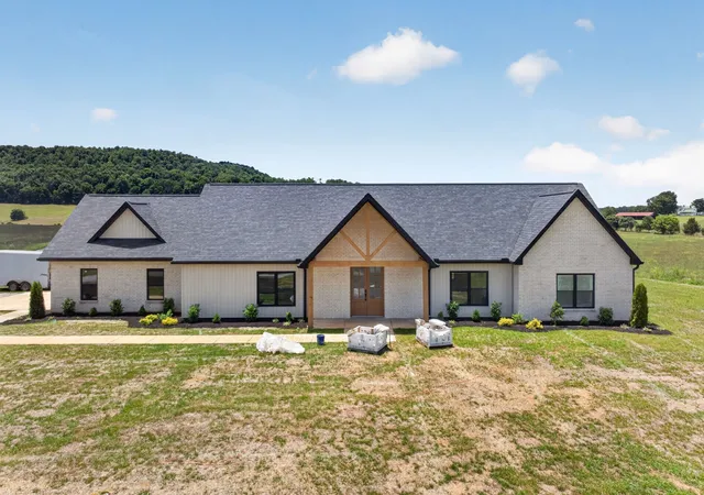 5th image of 4169 Gum Springs Mountain Rd, Sparta, TN 38583 | MLS# 3247027