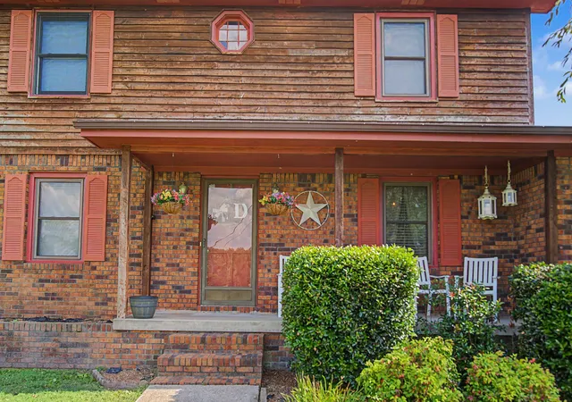 3rd image of 105 Sonoma Dr, Lafayette, TN 37083 | MLS# 3247138