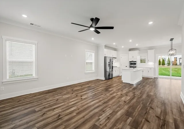 Photo 3 of Single family home for sale at 809 Hillock Trace, Lebanon, TN 37087 | MLS# 3247488 | Listing updated on 2026-10-05