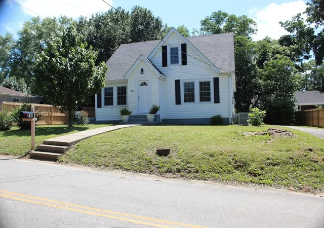 Homes for sale in Mc Minnville, TN | 114 Oak St, Mc Minnville, TN 37110 | MLS# 3247857