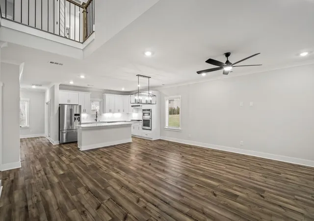 Photo 4 of Single family home for sale at 816 Hillock Trace, Lebanon, TN 37087 | MLS# 3247506 | Listing updated on 2026-10-05