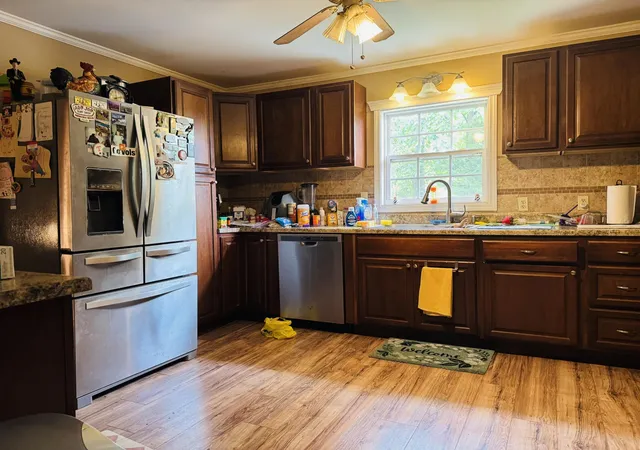 Photo 2 of Sale Pending at 825 Minnis Rd Ne, Cleveland, TN 37323 | MLS# 3247112 | Listing updated on 2026-09-12