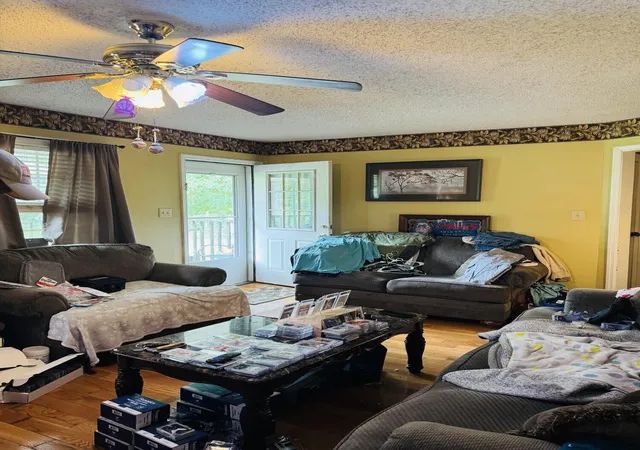 Photo 3 of Sale Pending at 825 Minnis Rd NE, Cleveland, TN 37323 | MLS# 3247112 | Listing updated on 2026-09-12