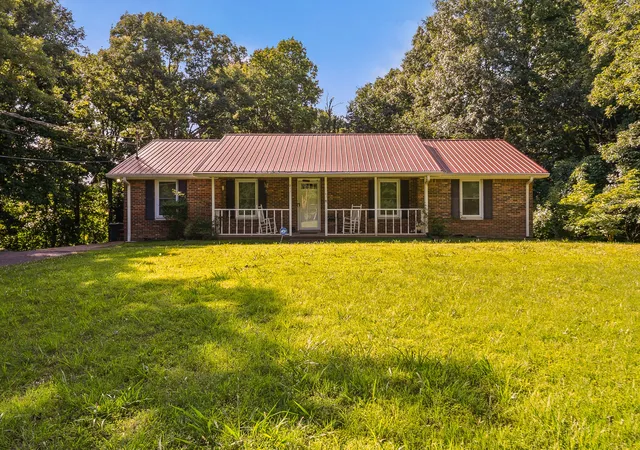 Photo 3 of Single family home for sale at 211 Rouse Rd, Dickson, TN 37055 | MLS# 3247133 | Listing updated on 2026-09-14