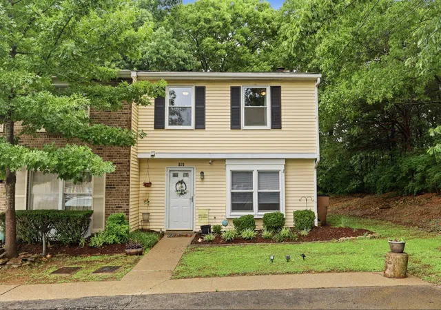 Photo 1 of Townhouse for sale at 112 Lake Forest Ct, Nashville, TN 37217 | MLS# 3247177 | Listing updated on 2026-09-13