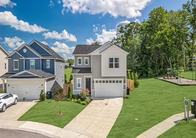 Homes for sale in White Bluff, TN | 117 Timber Crest Trl, White Bluff, TN 37187 | MLS# 3255618