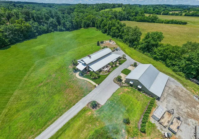 3rd image of 1213 Rock Church Rd, Dickson, TN 37055 | MLS# 3254990